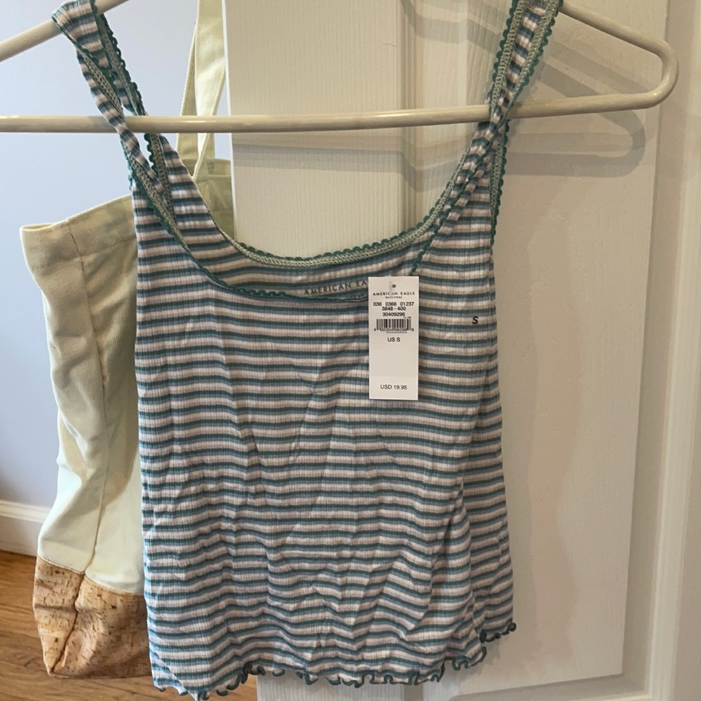 ⚡️⚡️American Eagle Top